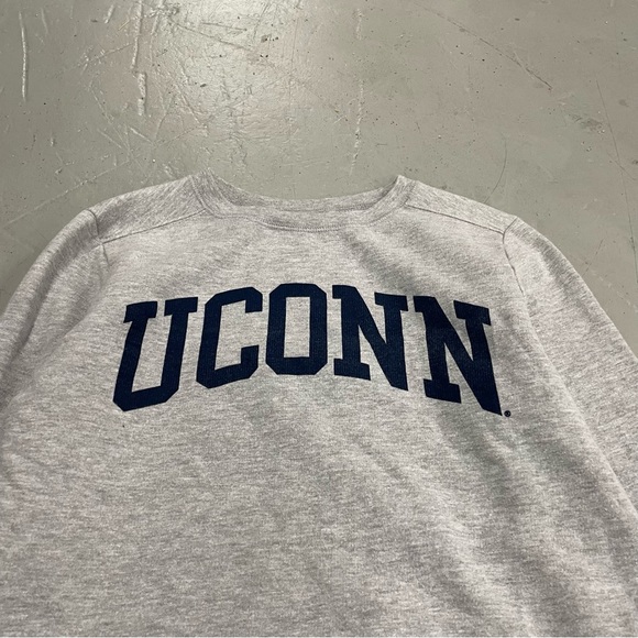 UConn Huskies Gray Pullover Crewneck Sweatshirt Size Small - Picture 3 of 4